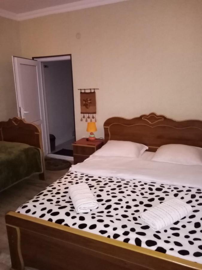 Maya Guest House Szenaki Kültér fotó