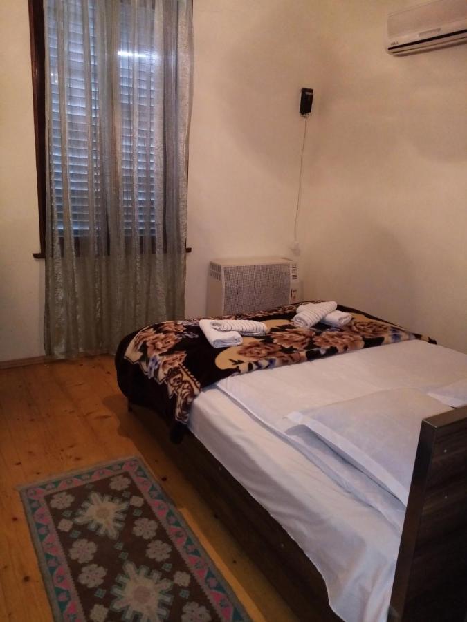 Maya Guest House Szenaki Kültér fotó