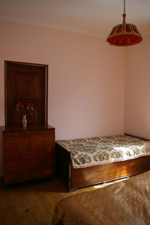Maya Guest House Szenaki Kültér fotó